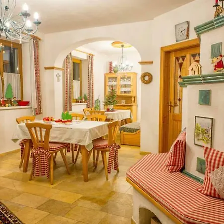 Privatunterkunft Winzerhof Familie Bogner *