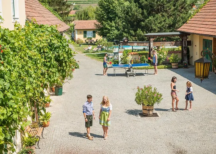 Homestay Winzerhof Familie Bogner Rohrendorf bei Krems